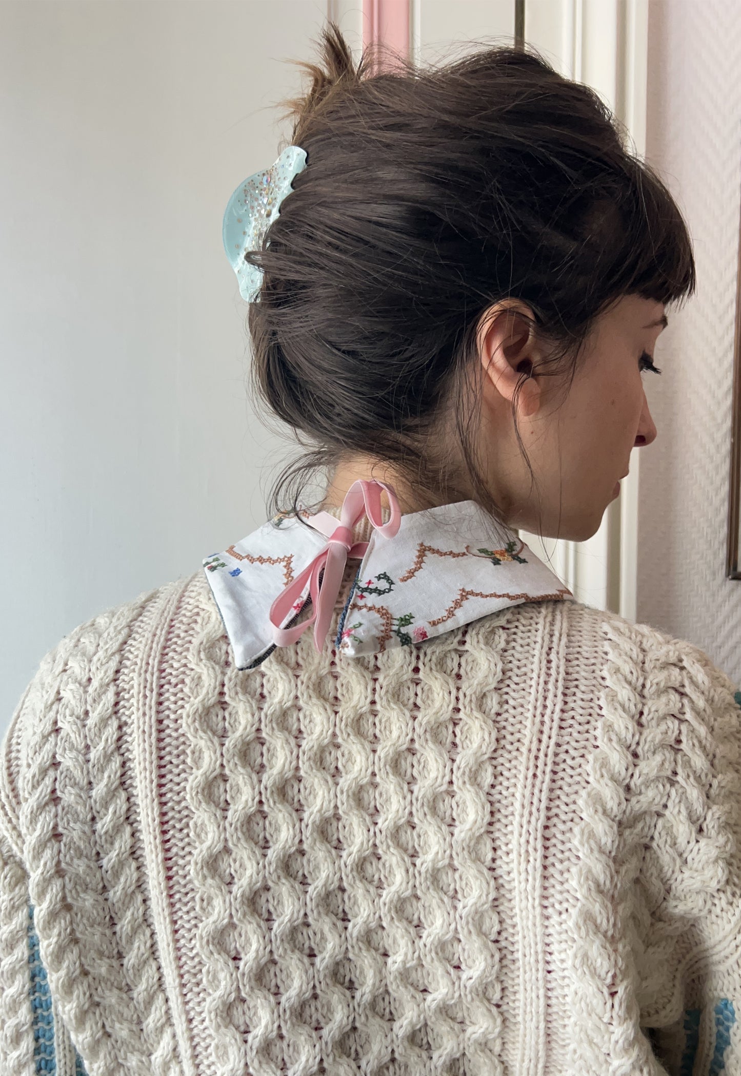 Upcycled detachable collar Simone