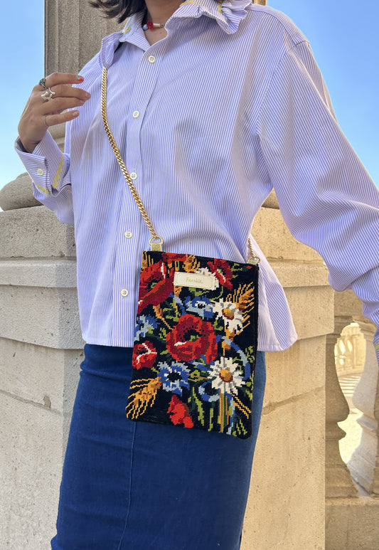 Upcycled chain bag Colette