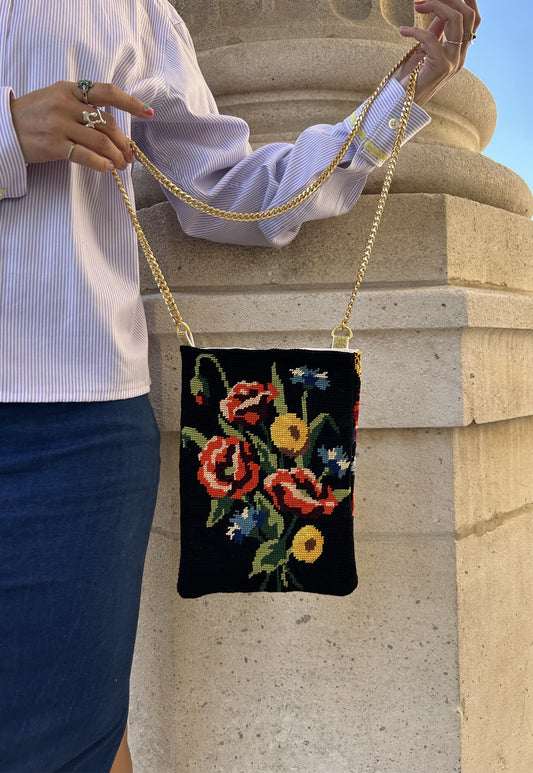 Upcycled chain bag Colette