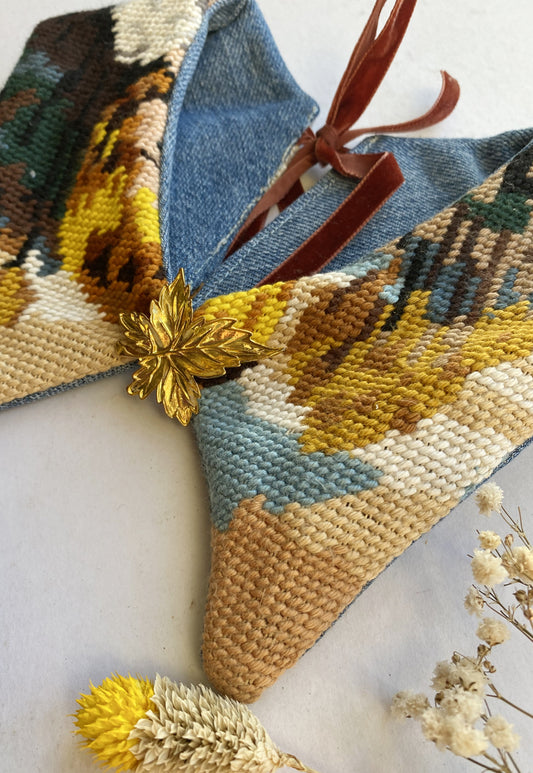 Upcycled detachable collar Simone