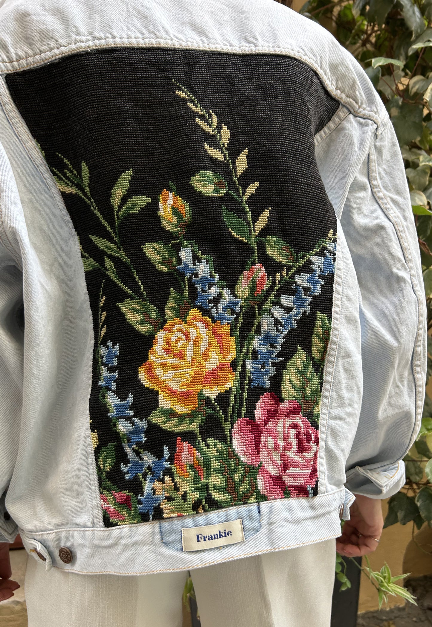 Upcycled jacket wild roses (L/XL)