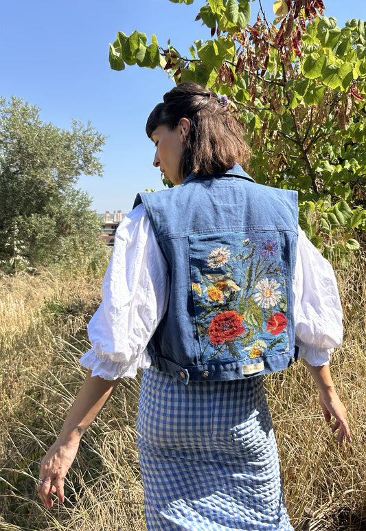 Upcycled Sleeveless Jacket Fleurs des champs (S)