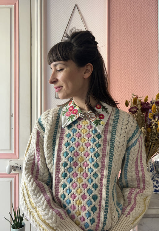 Upcycled detachable collar Simone