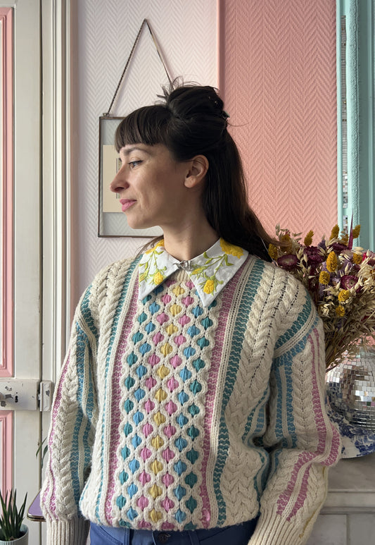 Upcycled detachable collar Simone