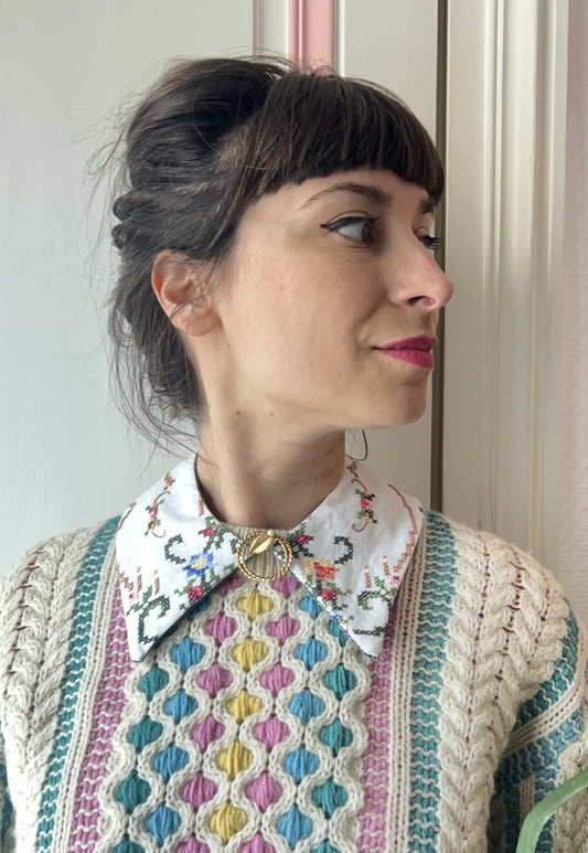 Upcycled detachable collar Simone