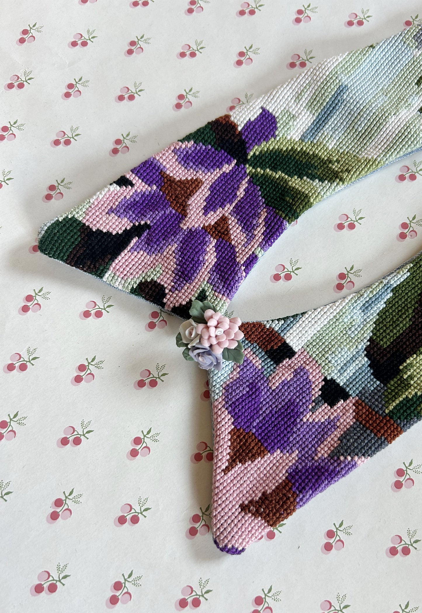 Upcycled detachable collar Simone