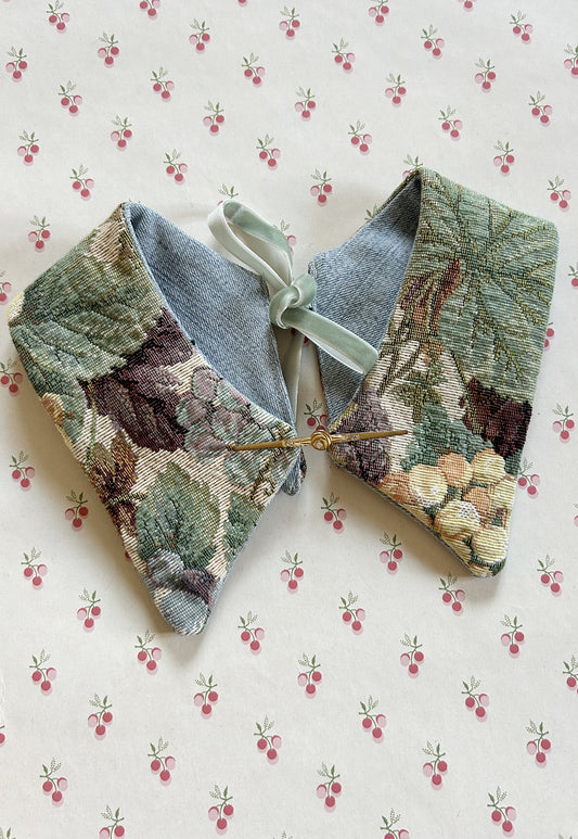 Upcycled detachable collar Simone