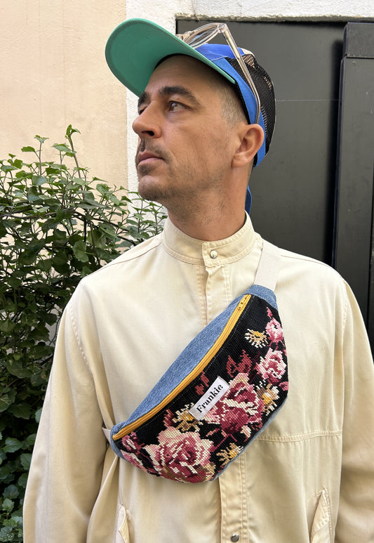 Upcycled bum bag Joe