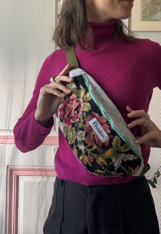 Upcycled bum bag Joe