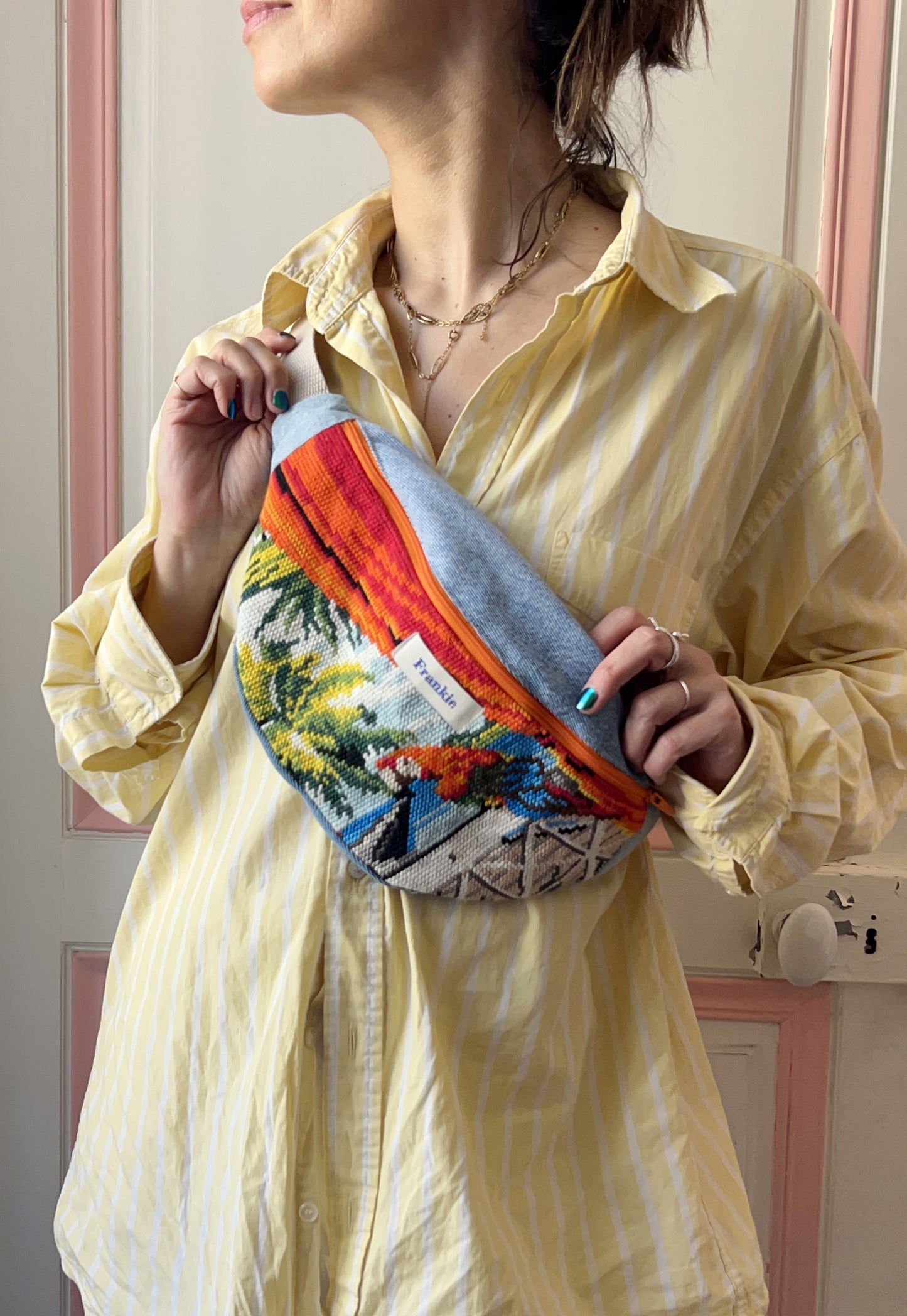 Upcycled bum bag Joe