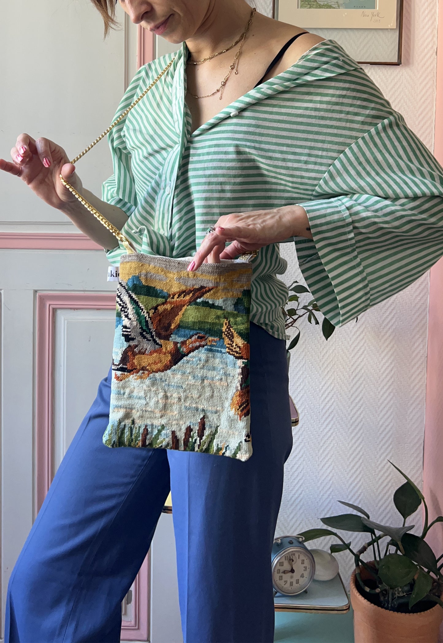 Upcycled chain bag Colette