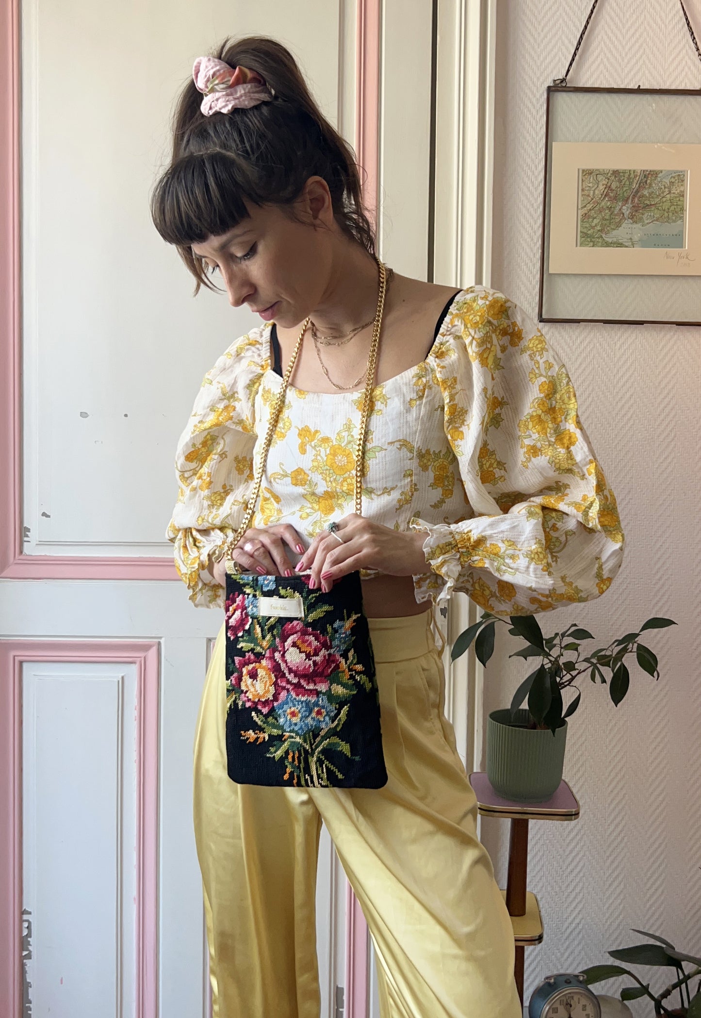 Upcycled chain bag Colette