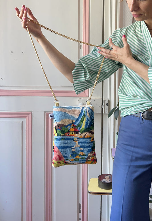 Upcycled chain bag Colette