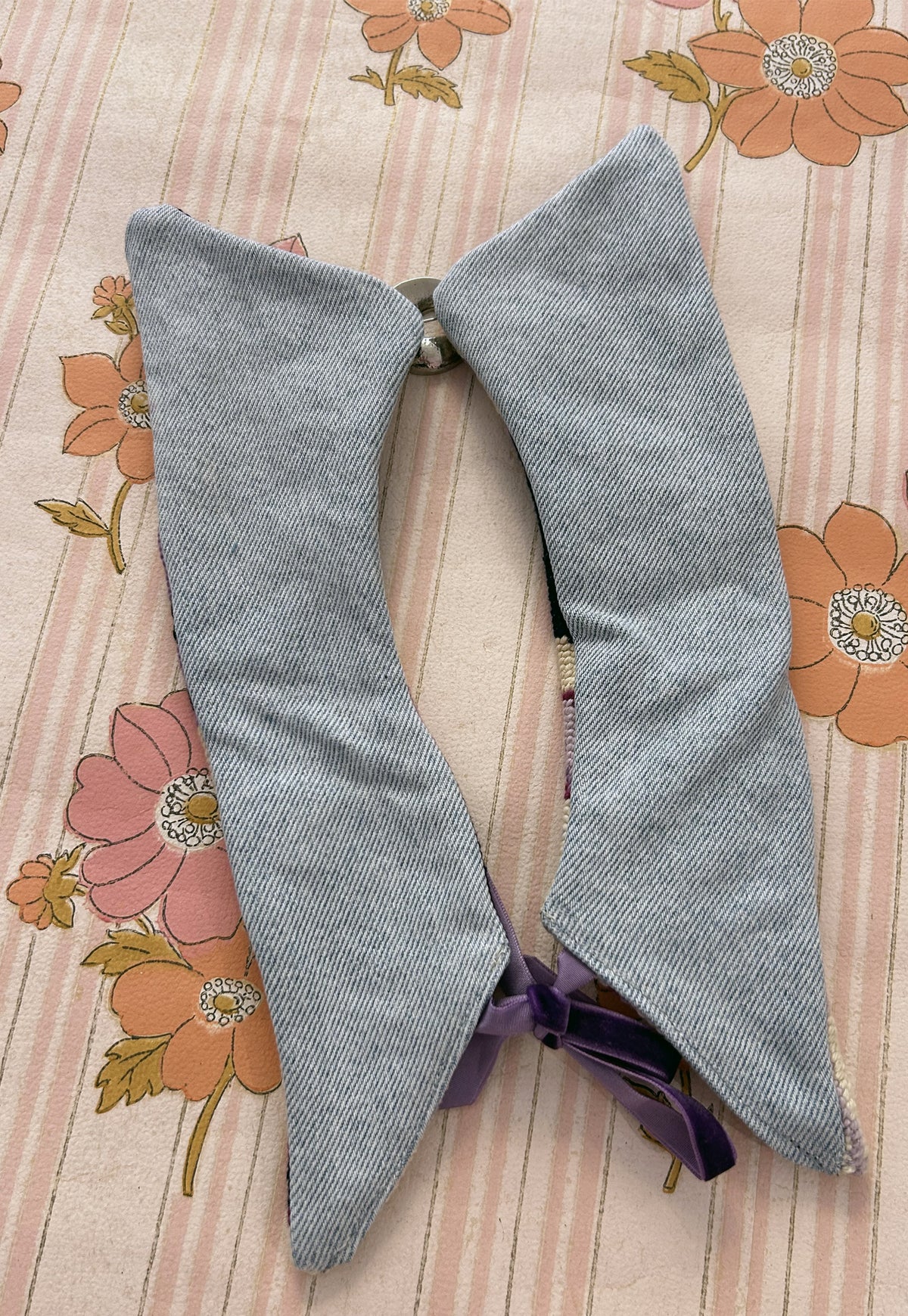 Upcycled detachable collar Simone