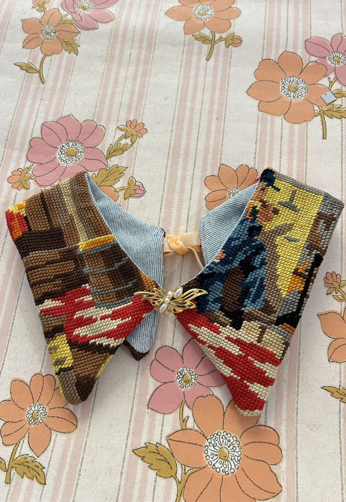 Upcycled detachable collar Simone