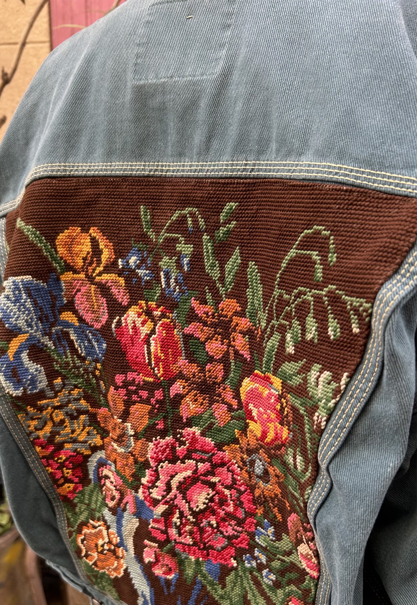 Upcycled jacket Majestic bouquet (L)