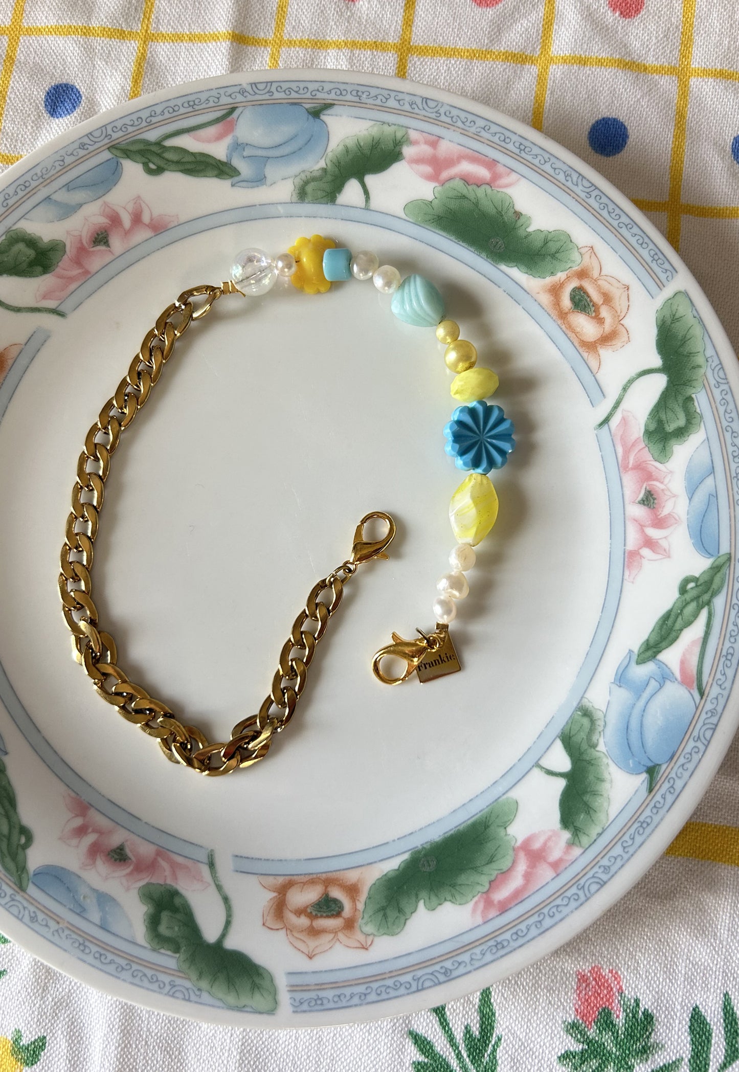 Upcycled Shoe Chain Candy